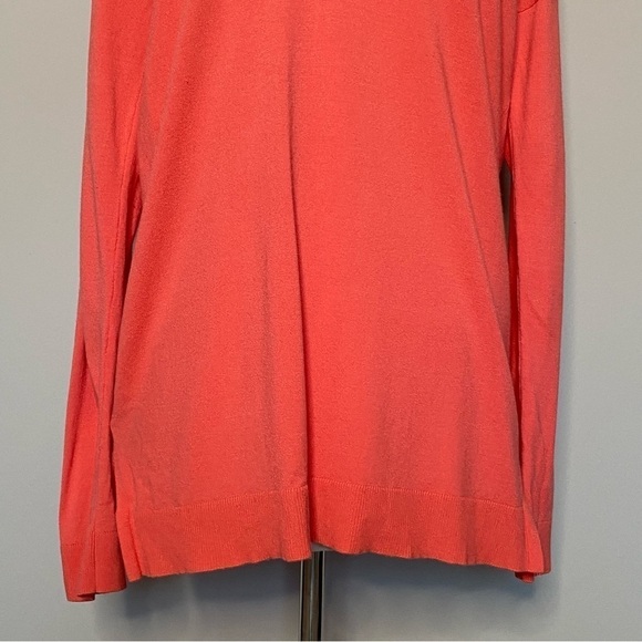 Ann Taylor Lightweight Tunic Length Coral Deep V-neck Sweater, Medium - Picture 3 of 11